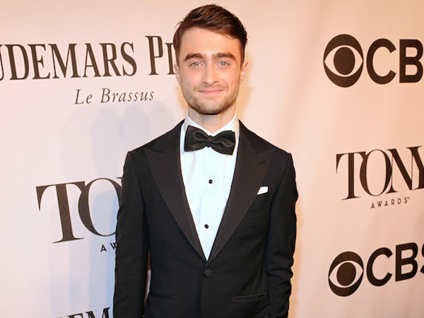 Wah, Daniel Radcliffe Terlihat Kunjungi Kafe Mariyuana di Belanda!